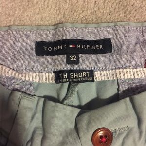 Tommy Hilfiger light blue short: 32 Men